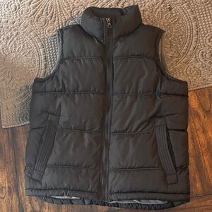 Old Navy Puffer Vest